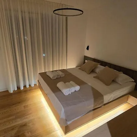 Luxury Teo With Heated Swimming Pool And Panoramic View * Kastela