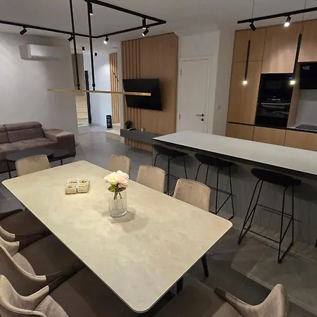 Luxury Teo With Heated Swimming Pool And Panoramic View Villa