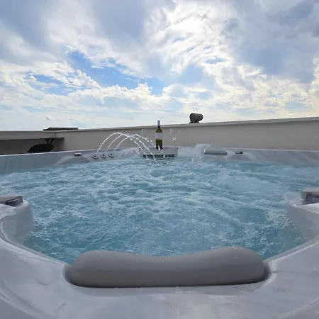 Luxury Teo With Heated Swimming Pool And Panoramic View *