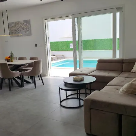 Βίλα Luxury Teo With Heated Swimming Pool And Panoramic View *