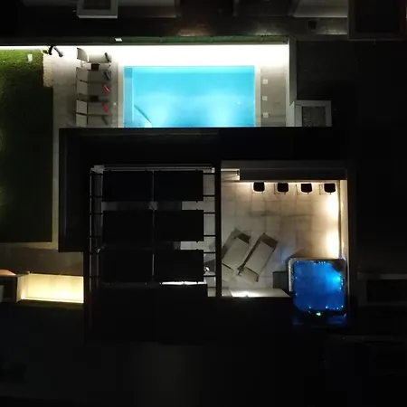 Luxury Teo With Heated Swimming Pool And Panoramic View Kaštela