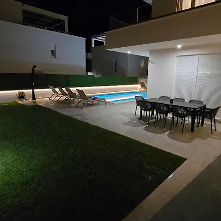 Βίλα Luxury Teo With Heated Swimming Pool And Panoramic View Kaštela